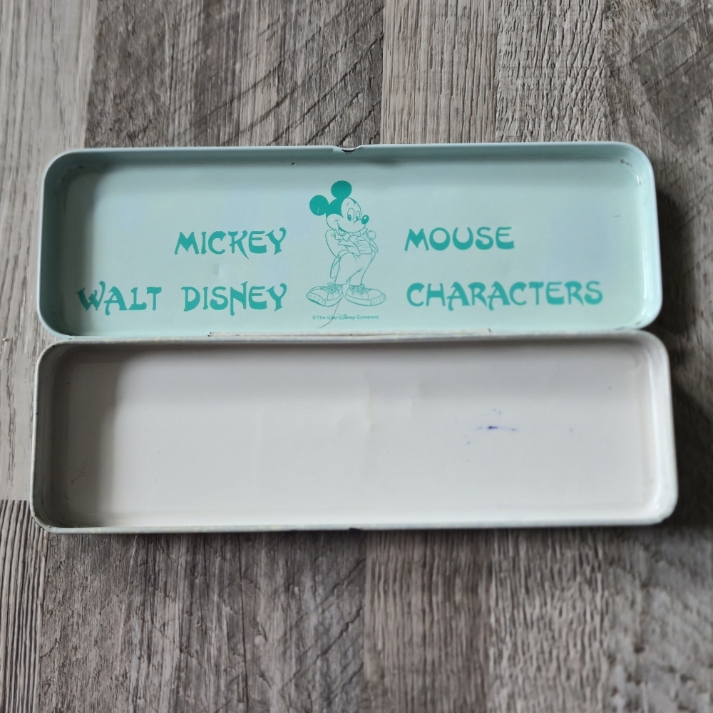 Disney Vintage 90s Mickey Minnie Mouse Tin Pencil Case Heart Graphic Rare Ellon - Picture 8 of 11